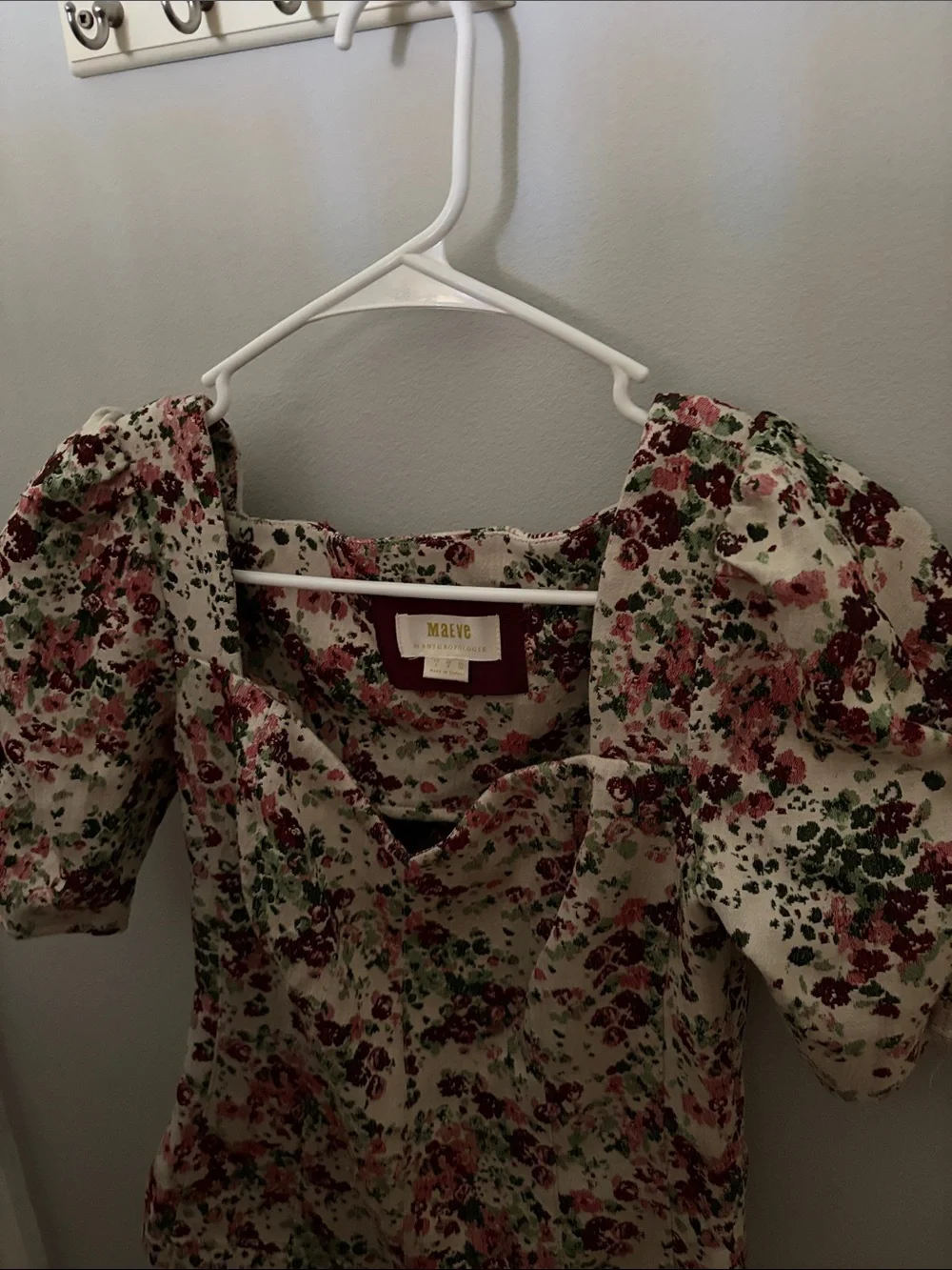 Floral Puff Sleeve Square Neck Top